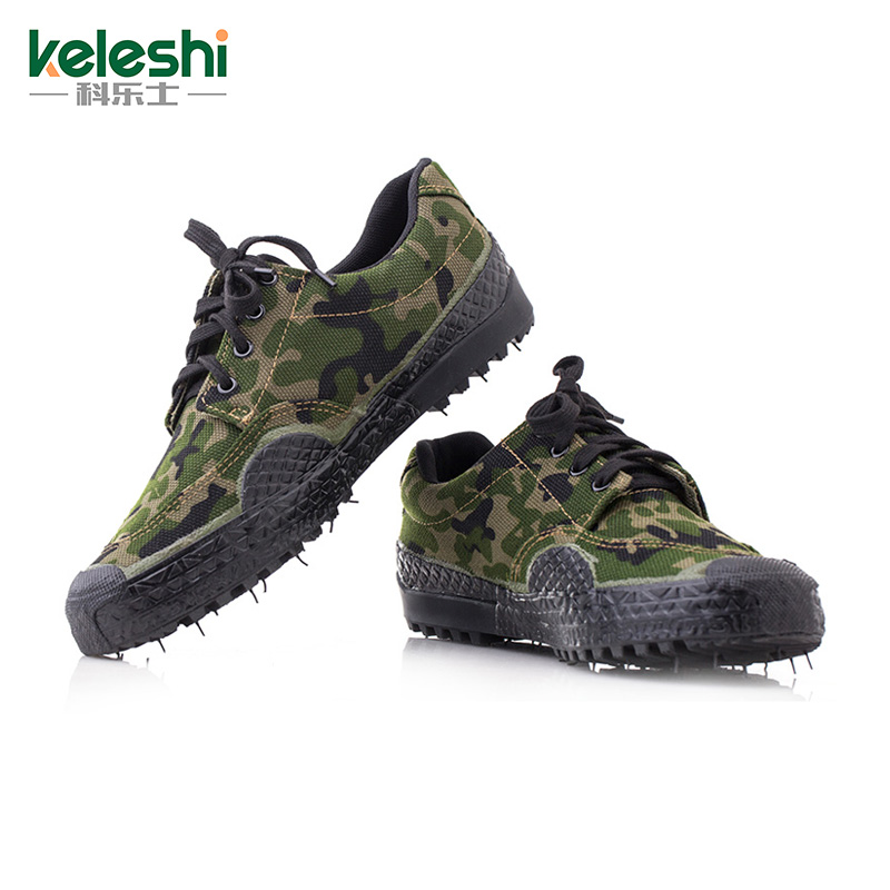 Camouflage shoes to liberate men low - tip shoes canvas shoes and wear - resistant anti - slip migrant labor shoes