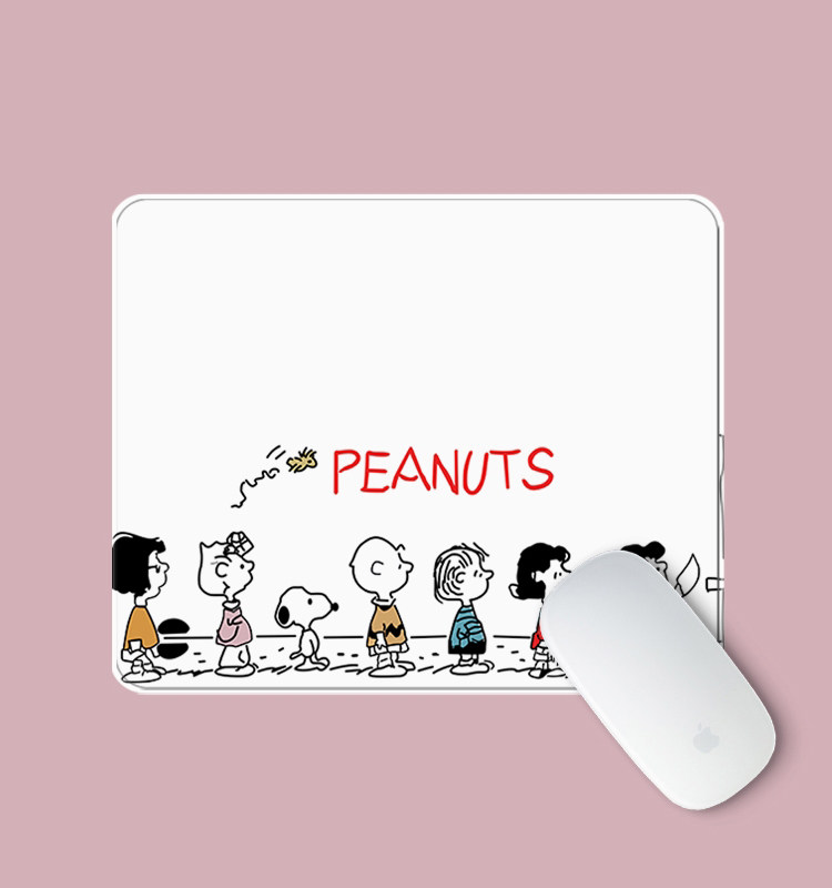 Cartoon cute small mouse pad square couple Snoopy 25cm medium desktop game silk pattern thin leather pad