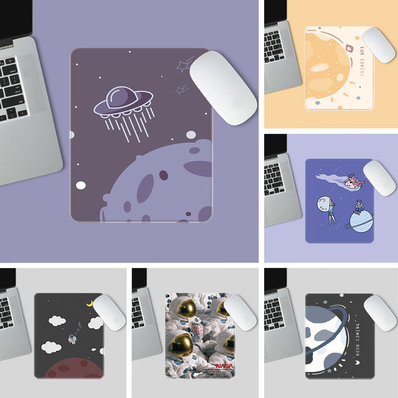 Slip Rat Cushion South Korea Small Mid Size Personality Astronaut Desktop Office Non-slip Student Game for boys and girls lock side leather cushion