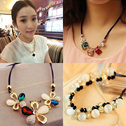 South Korea Sweet Beauty Accessories Short Necklace Summer Ladies Fashion Lock Bone Chain 100 Hitch Spring Flowers Clothes Hangover Shirt Decorations