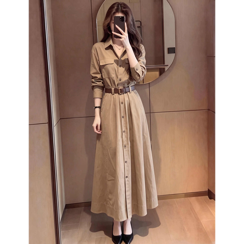 Early Autumn Light-Colored High-Waisted Dress, Elegant and Sophisticated, Gentle and Stylish, Workwear-Style Shirt Dress with a Cinched Waist for Women Early Autumn Light-Colored High-Waisted Dress, Elegant and Sophisticated, Gentle and Stylish, Workwear-Style Shirt Dress with a Cinched Waist for Women
