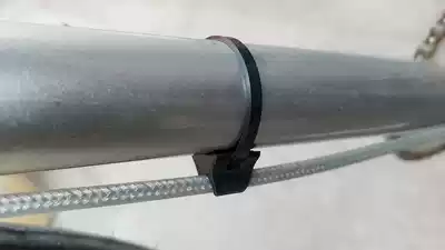 Mountain road car frame oil pipe brake gear line outer tube change line change line hole buckle cross seat line pass