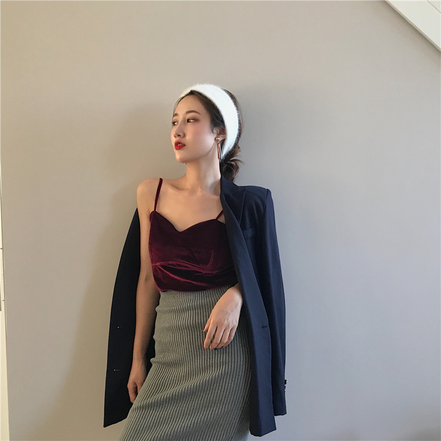 Mùa hè 2018 mới tối với cùng một đoạn nhung quấn ngực nhỏ sling Đầm ôm sát eo áo thun cổ chữ V áo khoác nỉ nữ