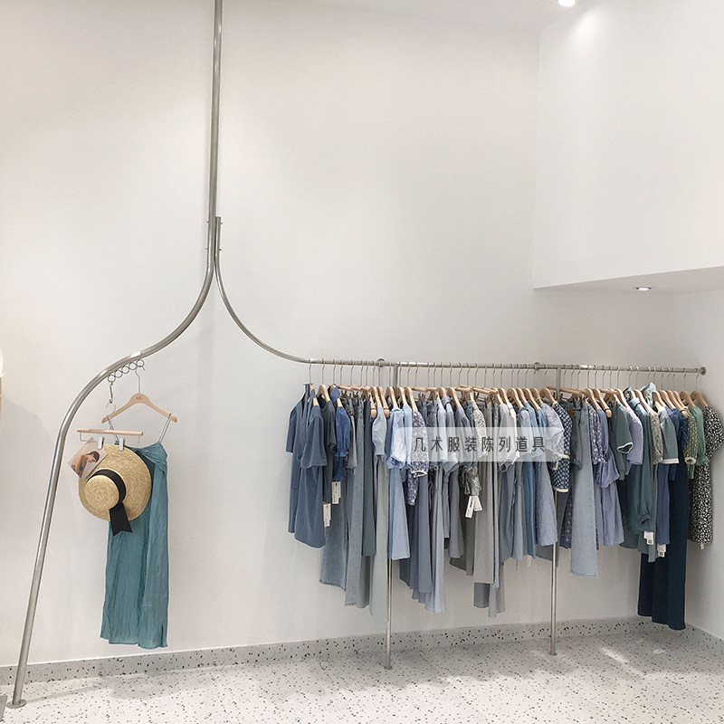 Special-shaped display rack for women's clothing store