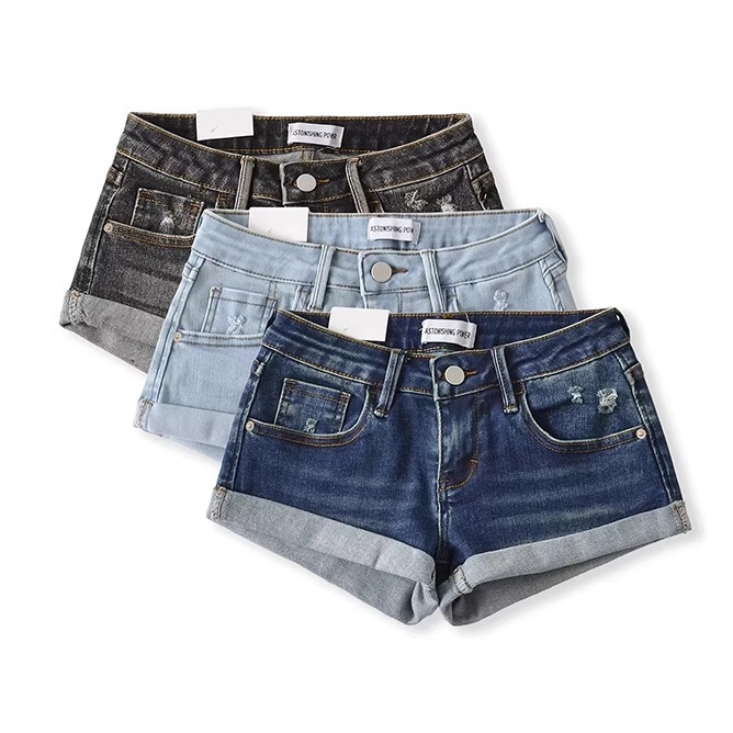 Low-Waisted Rolled Hem Denim Shorts for Women, Summer 2025 New Style, American Hot Girl Ripped Loose A-Line Hip-Hugging Wide-Leg Hot Pants