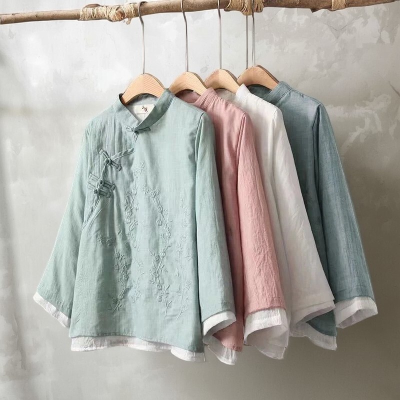 Retro Embroidered Buttoned Linen Cotton Shirt for Women, Spring & Fall New Style, Chinese Zen Tea Clothing, Loose Spliced Round Neck Top for Women Retro Embroidered Buttoned Linen Cotton Shirt for Women, Spring & Fall New Style, Chinese Zen Tea Clothing, Loose Spliced Round Neck Top for Women