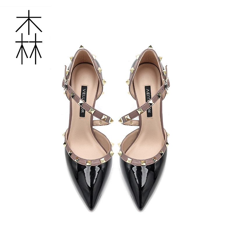 2020 summer new Baotou stiletto rivet fashion sandals feminine pointed toe strap black high heels