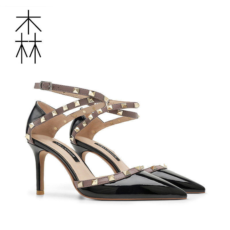 Sandals 2020 new fashion ins trendy Baotou rivets one word with pointed toe stiletto nude high heels sexy