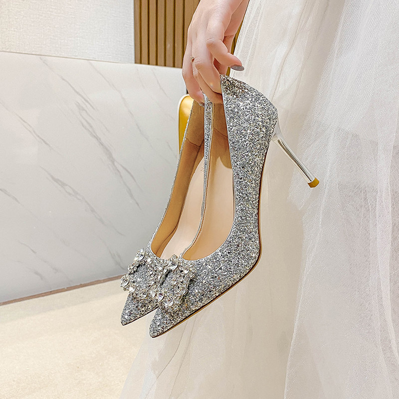 Wedding shoes 2020 new bridesmaid shoes women's bridal shoes square buckle crystal shoes pointed toe stiletto shoes silver high heels