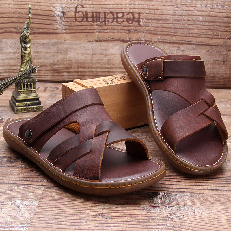 Sandals men summer new leather wear middle old soft sole anti-slip leisure daddy sandals dual use