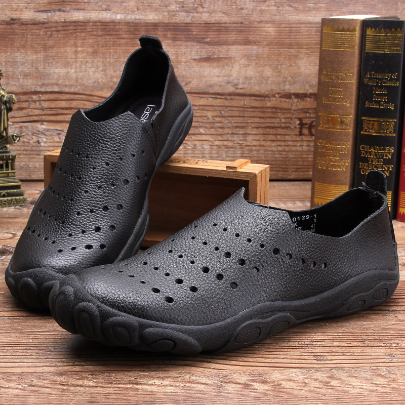 2022 New Head Layer Bull Leather Men Sandals Hollow Genuine Leather Casual Cool Leather Shoes Breathable Dad Shoes Dongle Shoes 