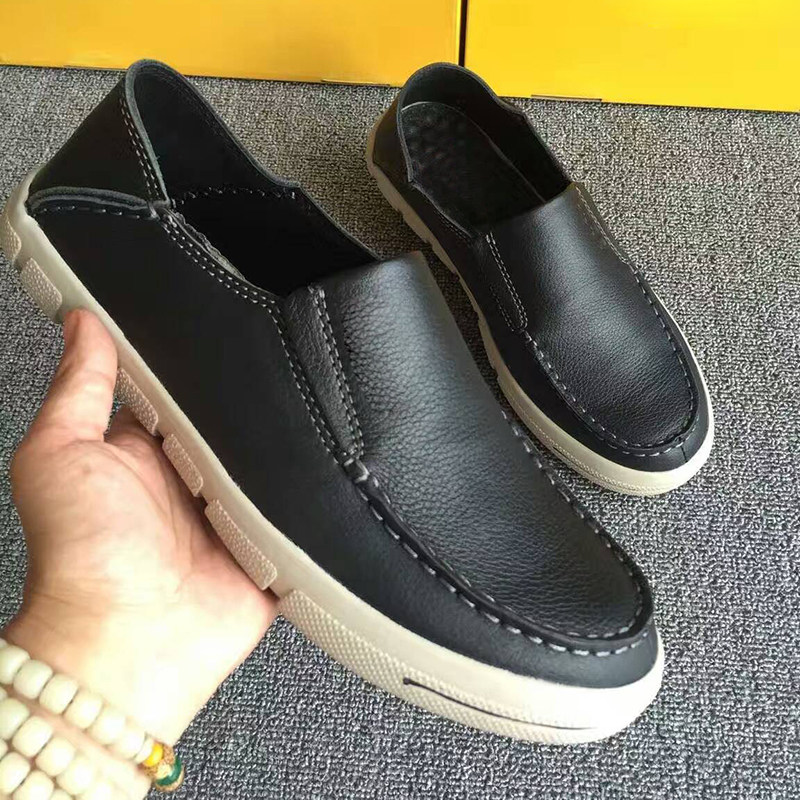 Foreign trade men's shoes leather bean shoes casual shoes round head layer bull skin lazy shoes low gang soft sole