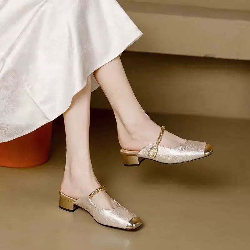 New Chinese-Style National Trend Sandals for Women 2026 Spring and Summer New Genuine Leather Closed-Toe Half-Slippers for Women, Outdoor Mules, Single Shoes