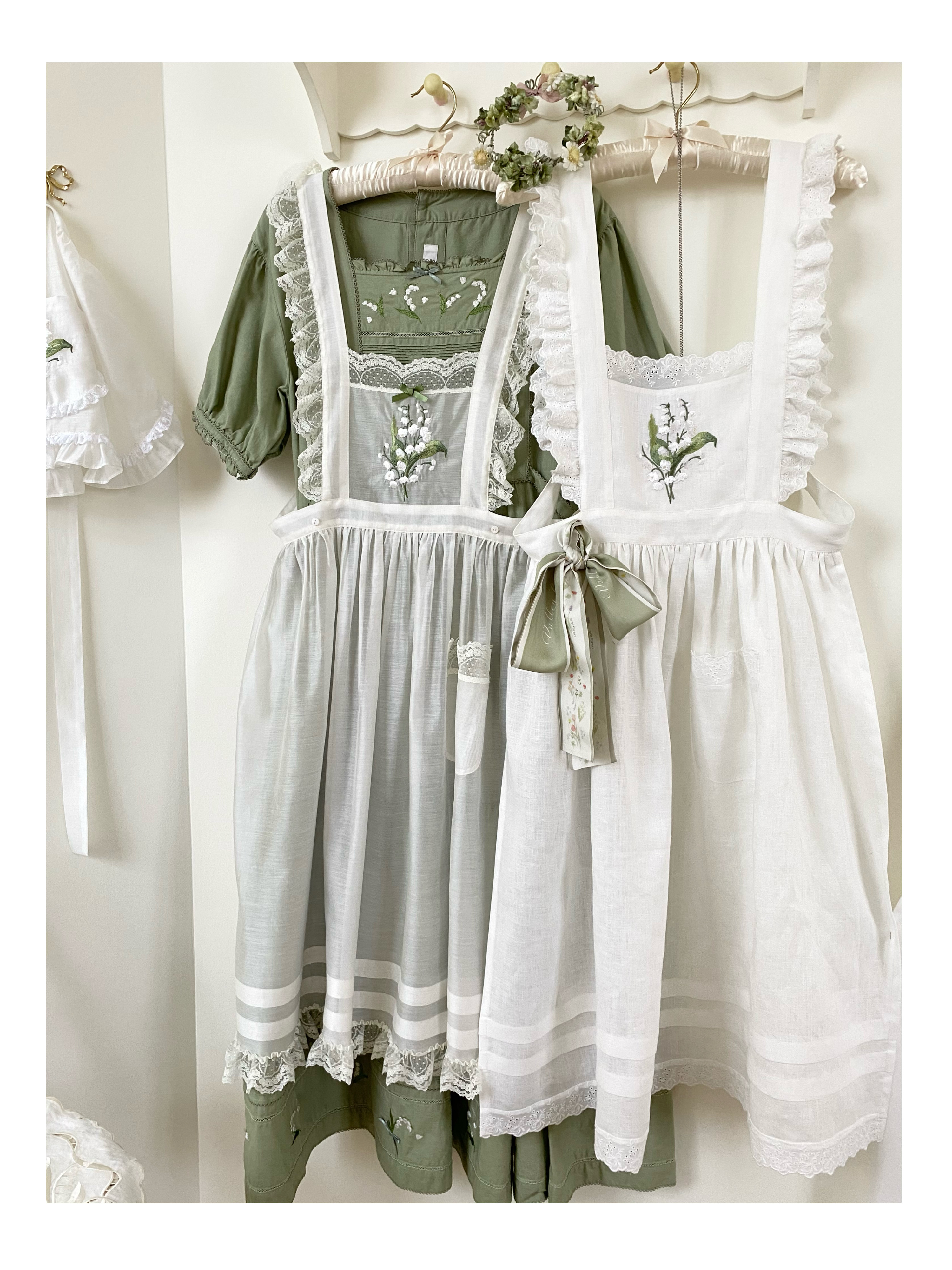 スズラン刺繍エプロン、リネンとリネンのカバースカート