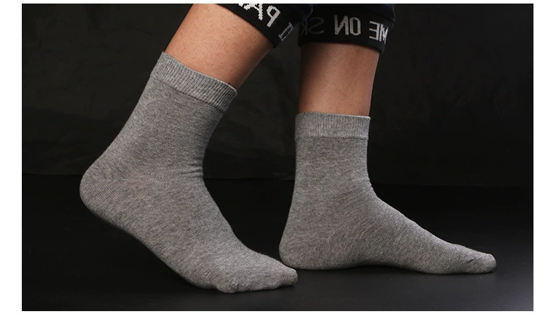 Vớ nam cực nam 100% cotton màu đen và trắng ống nam vớ kinh doanh khử mùi bốn mùa cotton nam vớ quà tặng tất noel