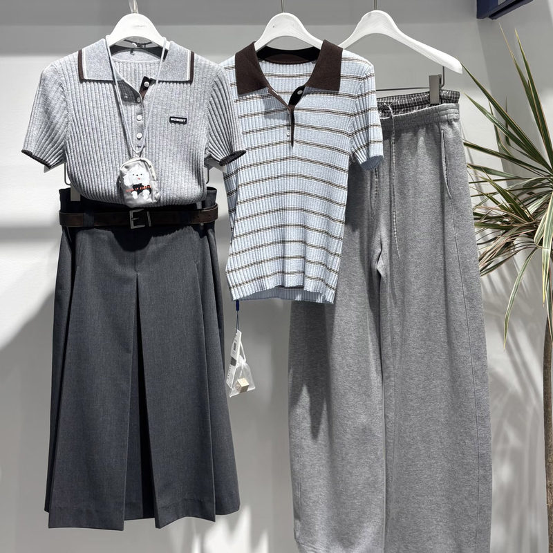 Mm Mai Mai's Same Style 2026 Spring and Summer New Miu Series Women's Casual Lapel Short-Sleeved Knitwear 4H4131731