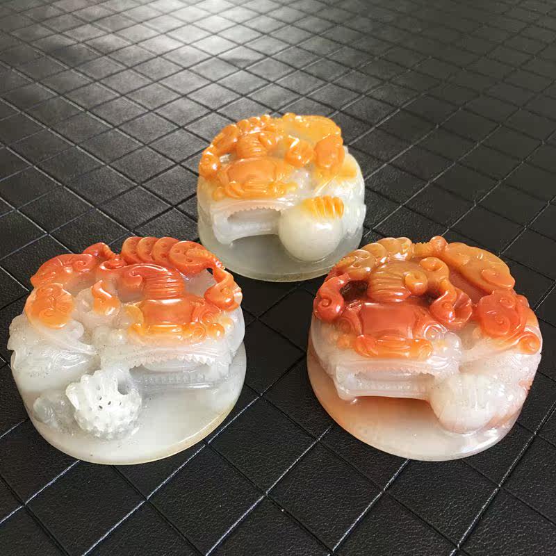 Yunnan natural yellow dragon jade brave round overlord brave ornaments pieces Longling eggplant mountain gold sand fine carving