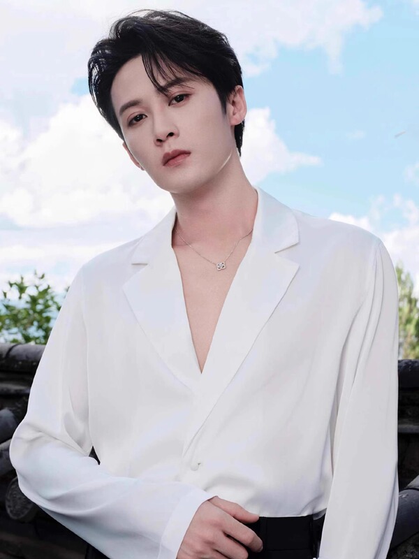 Tan Jianci's Same White Long-Sleeved Shirt Cuban Collar Summer Breathable Satin High-End Loose Long-Sleeved Top Trendy
