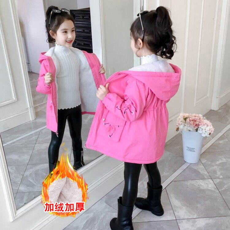 Girls' winter coat plus fleece coat 2021 new children's thickened foreign style windbreaker middle and big children's pure cotton long woolen coat