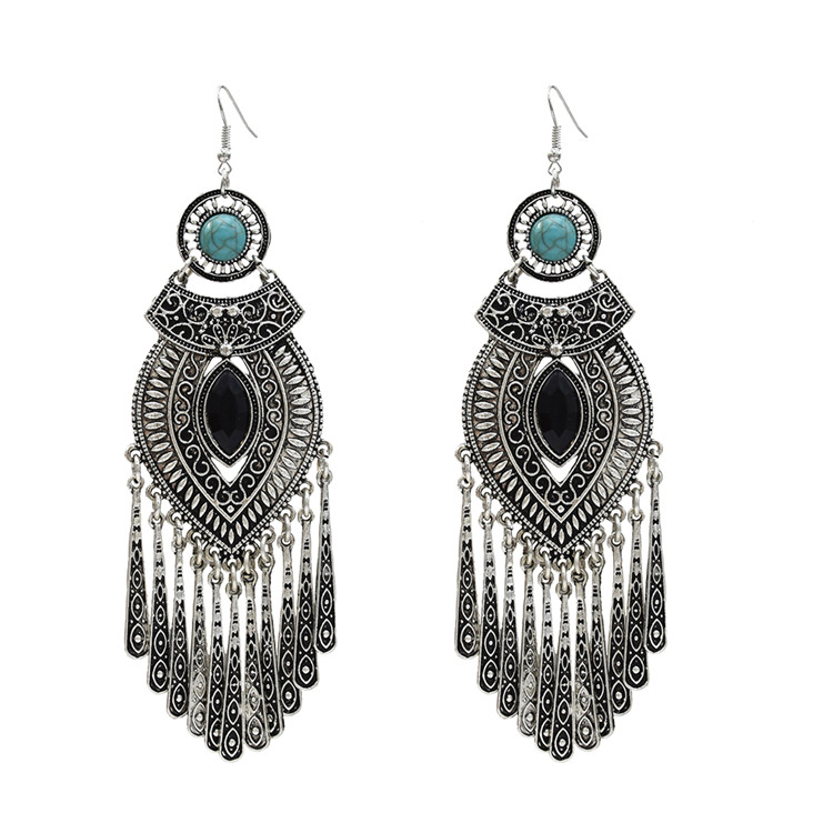 Bohemian ethnic style retro hollow pattern earrings long version tassel fashion ear needle street shooting trend earrings