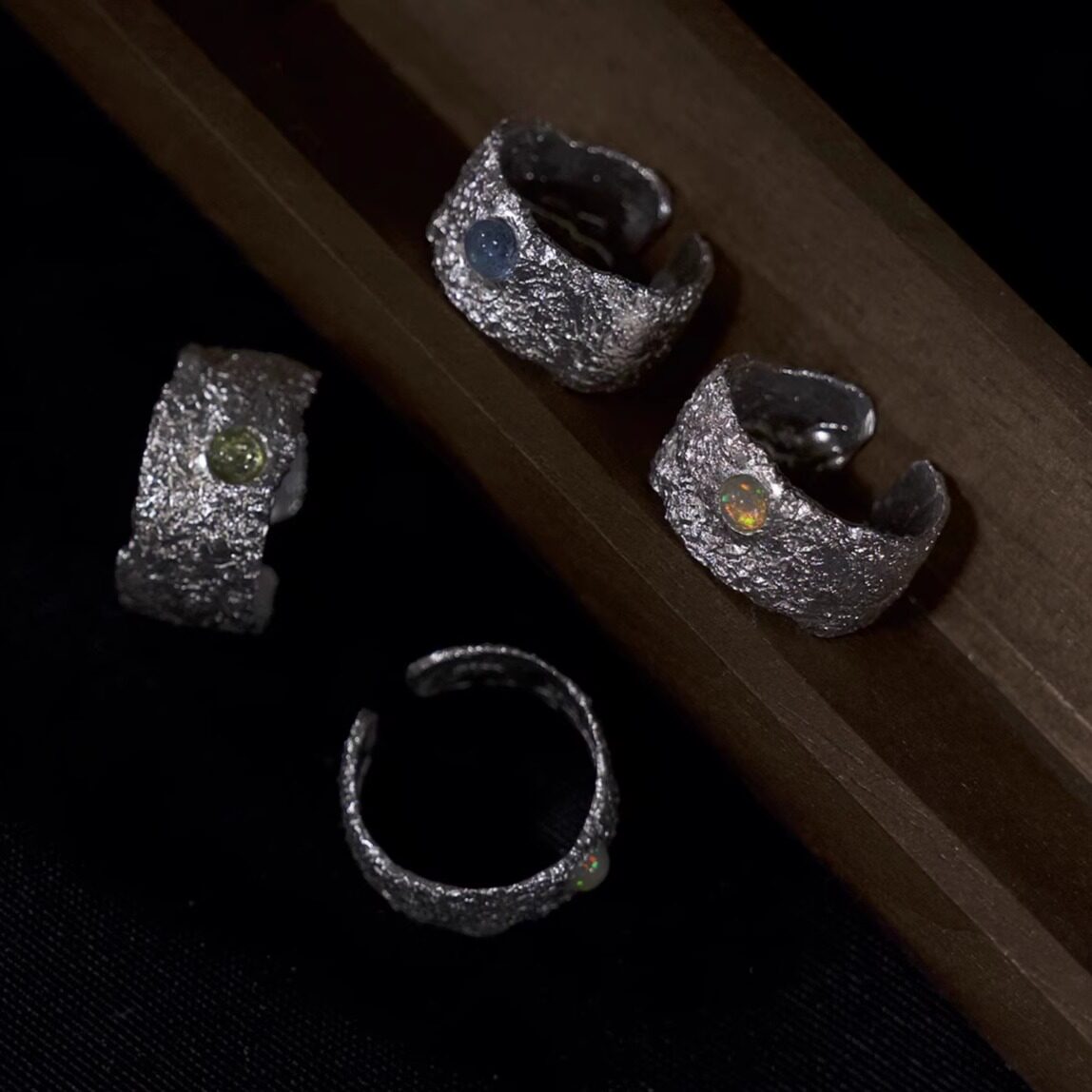 S925 sterling silver irregular natural texture wide niche neutral inlaid natural gemstone open ring jewelry for men and women