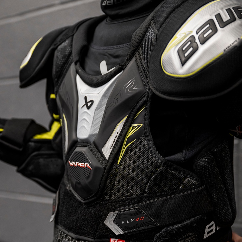 25 Bauer Fly40 Competition-Level Ice Hockey Protective Gear Gloves, Bauer Ice Hockey Chest Protector, Elbow Pads, Leg Pads, Knee Pads 25 Bauer Fly40 Competition-Level Ice Hockey Protective Gear Gloves, Bauer Ice Hockey Chest Protector, Elbow Pads, Leg Pads, Knee Pads