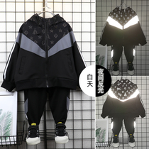 Boy Clothing Boy Spring 2022 New Autumn Clothing Suit Nets Red Korean Version Children Handsome 5 Sport Baby Luminous Tide Clothes