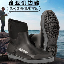 Outdoor rock fishing shoes mens and womens hiking shoes non-slip amphibious wading shoes cold-proof shoes with steel spikes fishing shoes