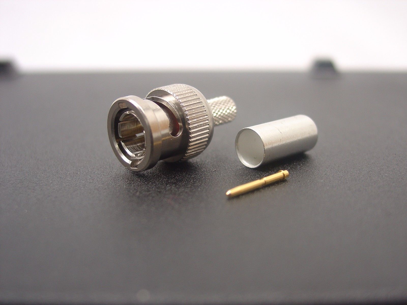 American ADC's BNC-8B-N high-definition cold pressure head and Belden 1694A wire-5 matching-4 5