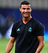 The player version sponsors 2017-18 Real Madrid TRAINING training short sleeve BQ7914 BQ7911 DS on the day