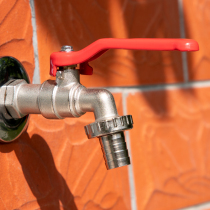 (Giveaway)Outdoor all-copper faucet please dont take pictures alone
