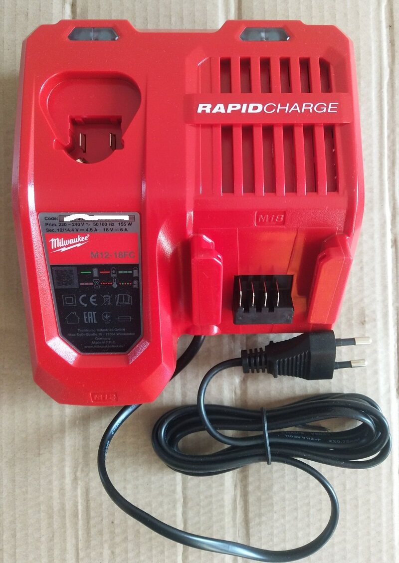 Warranty Original American Mover Milwaukee12-18V Multifunctional Smart Charger 110 220