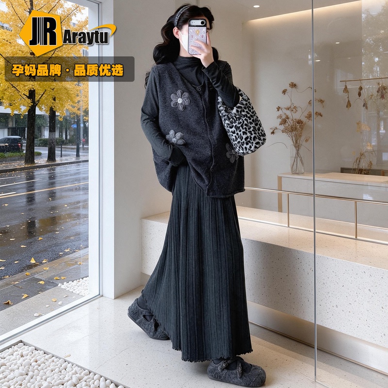 Maternity Wear Autumn Skirt Suit for Petite Women 2026 New Style Pregnancy Outfit Fashionable High-End Stylish Outerwear Maternity Wear Autumn Skirt Suit for Petite Women 2026 New Style Pregnancy Outfit Fashionable High-End Stylish Outerwear