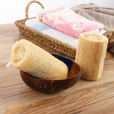 A good rural natural loofah dishwashing towel, pot scrubbing towel for exfoliation, bath scrubbing towel, dried loofah