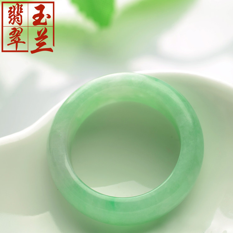 Magnolia Burmese A goods jade jade ring ice glutinous seed yang green floating flower jade jade ring jade ring No. 17