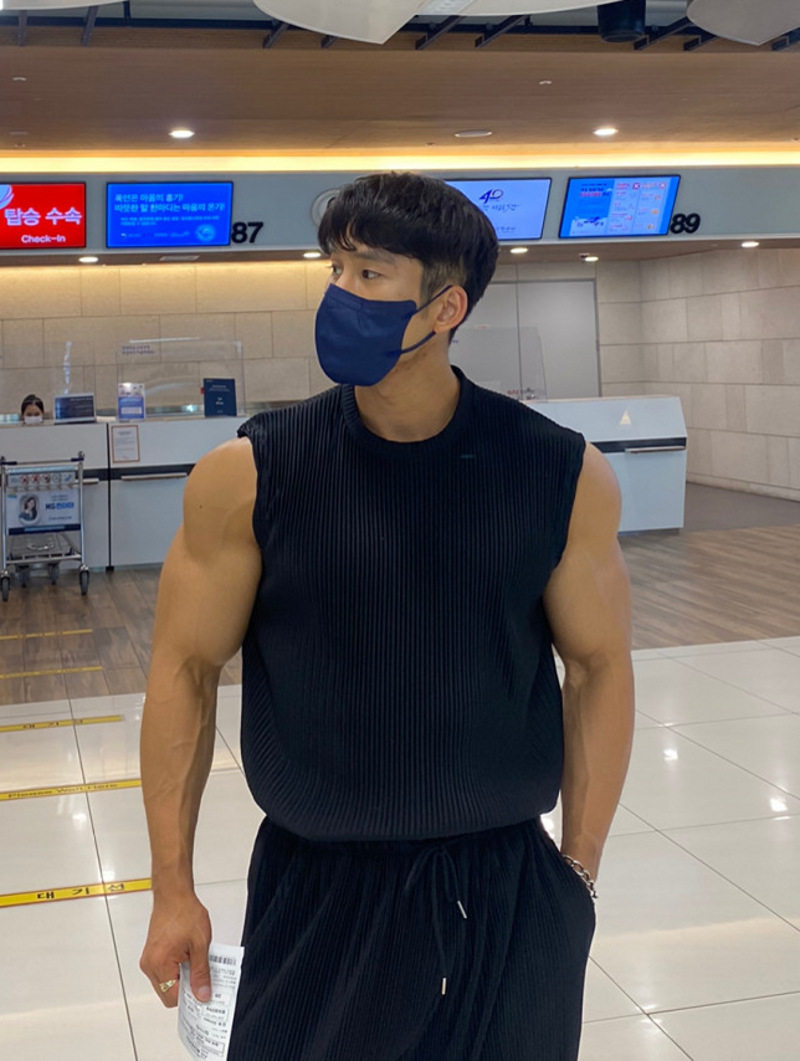 Майка, жилет без рукавов, быстросохнущая дышащая эластичная футболка для спортзала, размер 