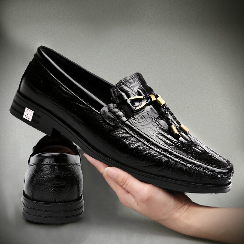 Doudou shoes men's winter Korean style trendy plus velvet slip-on white casual loafers genuine leather British crocodile leather shoes