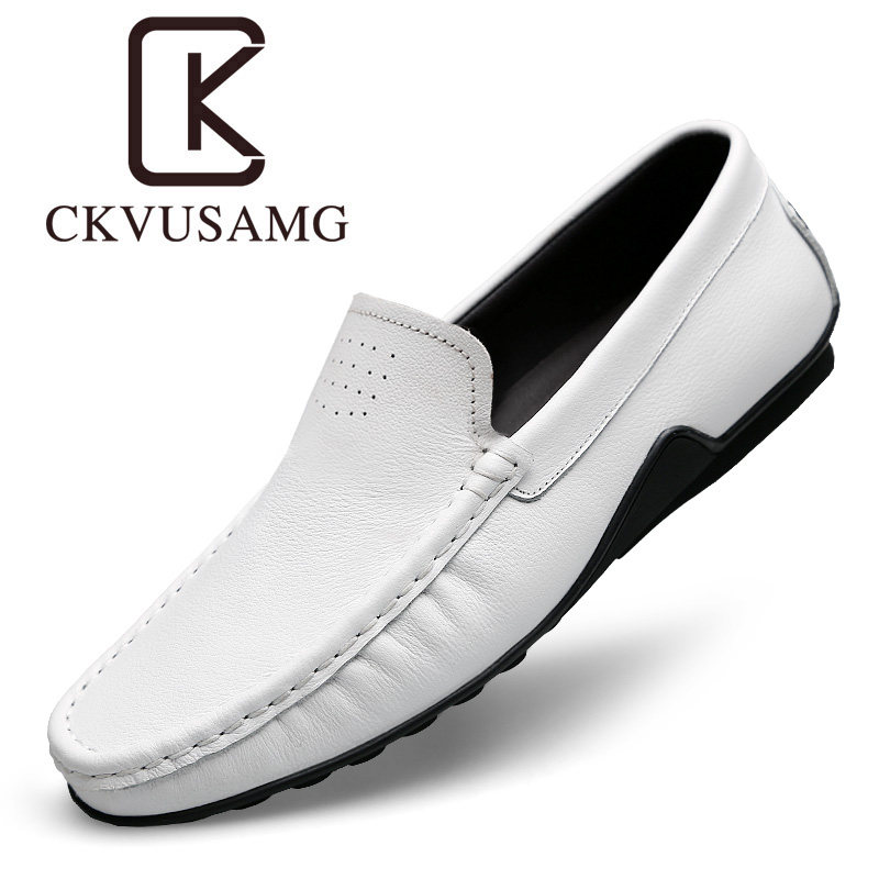 Doudou shoes men's 2022 new Korean version spring men's shoes white driving shoes lazy shoes casual leather slip-on shoes
