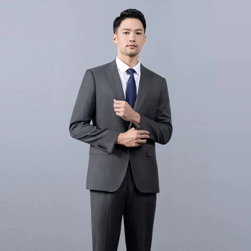 Черный классический костюм, осенняя куртка, делается под заказ