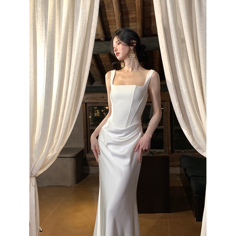 From a Moment of Inspiration [Modeling Dress] French Satin Spaghetti Strap Dress with Square Neckline, Elegant Fishbone Waist-Cinching Formal Dress