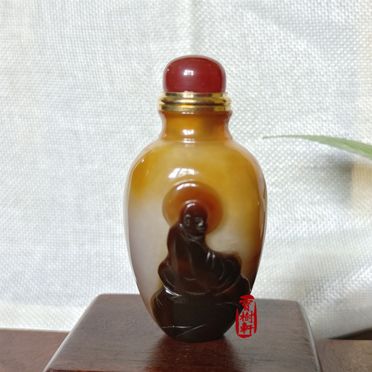 鼻烟容器巧雕鼻烟壶薄膛天然玛瑙俏色壶大容量鼻烟瓶中国风沉香罐