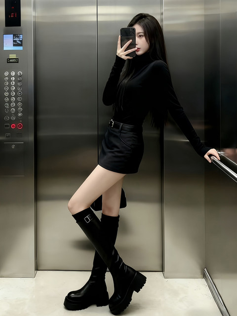 High-End Black Turtleneck Long-Sleeve Inner T-Shirt for Women, Autumn and Winter Slim-Fit Cool Style Base Layer Top