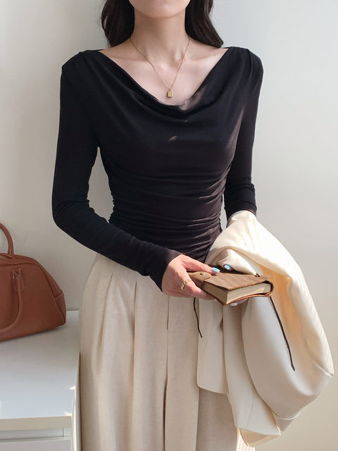 One-Shoulder, Draped Collar, Long-Sleeve T-Shirt for Women, 2025 Autumn/Winter Collection, Unique Design with Pleated Waist, Elegant Off-Shoulder Top