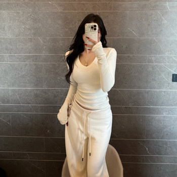 2025 New V-Neck Long-Sleeve Base Shirt T-Shirt for Women, Autumn and Winter Pure Desire Spicy Girl Slim Fit Slimming Base Shirt Top