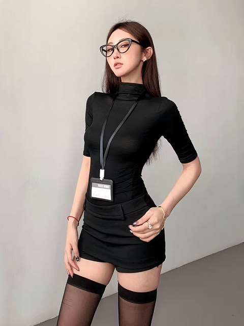 Trendy Half-High Collar Short-Sleeve Thin T-Shirt for Women, Summer 2026 New Popular Korean Style Slim-Fit Top