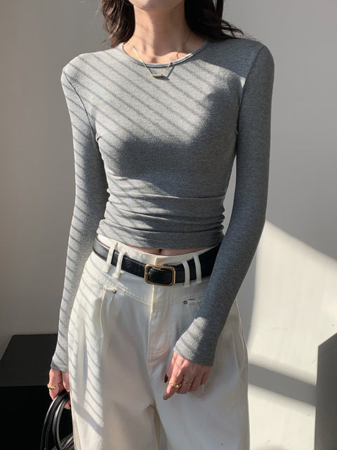 Body-Shaping Inner Wear, Tight-Fitting Base Shirt, Long-Sleeved T-Shirt for Women, New Autumn and Winter Style, Stylish Slim-Fitting Khaki Round-Neck Top