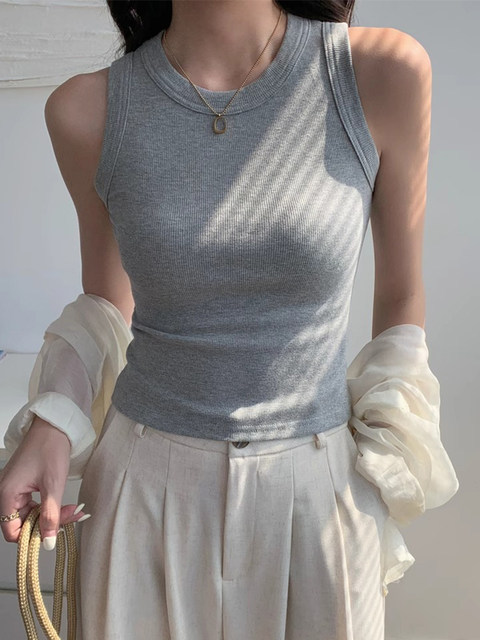 Vest Halter Top for Women Summer 2025 New Sexy Tight-Fitting Slimming Look Inner Wear Beautiful Back Outer T-Shirt Small Shirt