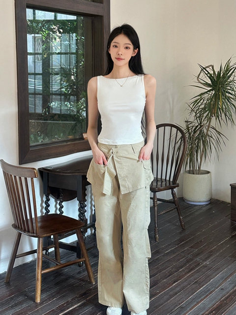 White Camisole for Women, New Summer Style, Slim Fit, Sleeveless, Short, Cropped, Can Be Worn as an Outer Layer or as a Base Layer