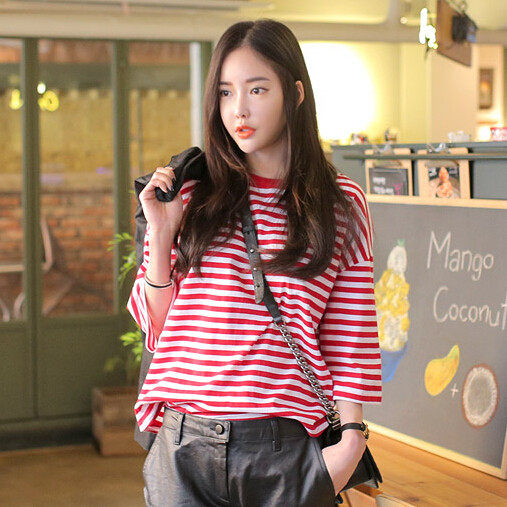 Red and White Striped Mid-Sleeve T-Shirt for Women, Batwing Sleeve, Loose Fit, Student Style, Ins Half-Sleeve Top, Summer and Autumn Korean Style Loose Base Shirt