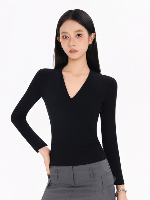 Tight-Fitting Long-Sleeved Bottoming Top for Women, Autumn and Winter 2025 New Style, Slim Fit, Versatile, Pure Color V-Neck Bottoming Shirt